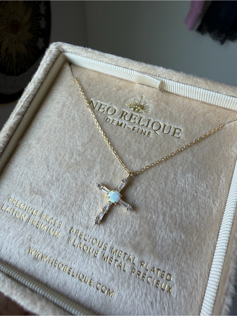 Neo Reliqúe Gold Opal Cross Necklace